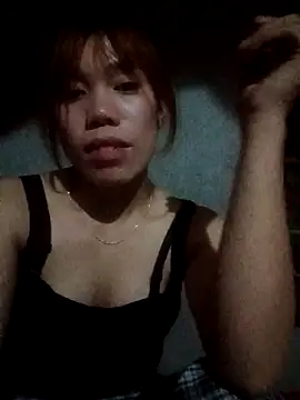 nhinhi-sexy online show from October 3, 2025, 2:25 pm