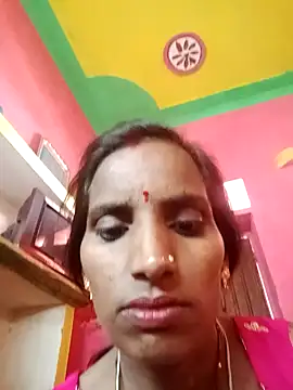 Snapshot of Munni_ji chatting on October 21, 2025, 7:53 am Munni ji online show from October 21, 2025, 7:53 am