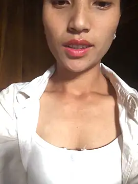 July sexy69 online show from October 28, 2025, 2:26 am