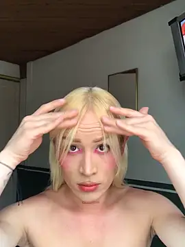 alexawinterrr online show from September 29, 2025, 6:57 pm