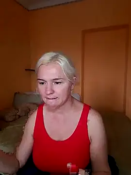 Snapshot of Becky_Sweety chatting on October 15, 2025, 10:59 am Becky Sweety online show from October 15, 2025, 10:59 am