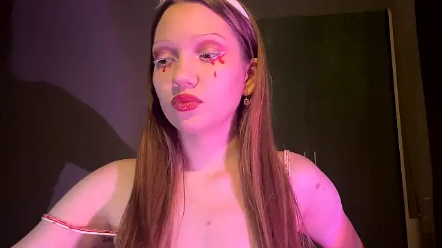 EmiIyKitty online show from October 30, 2025, 7:47 pm