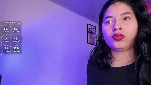 Snapshot of violet_blaze chatting on November 4, 2025, 10:14 am violet blaze online show from November 4, 2025, 10:14 am