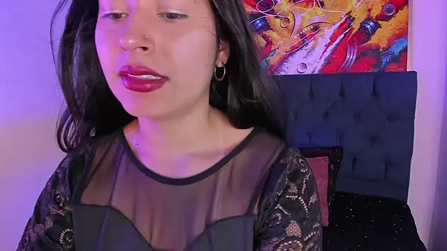 Snapshot of violet_blaze chatting on November 14, 2025, 11:20 am violet blaze online show from November 14, 2025, 11:20 am