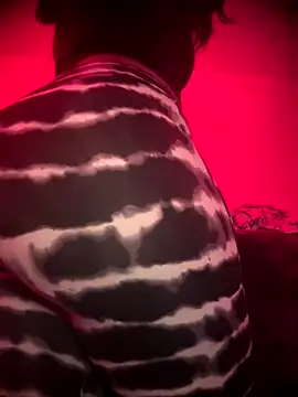 bellacagyal online show from November 22, 2025, 2:10 am