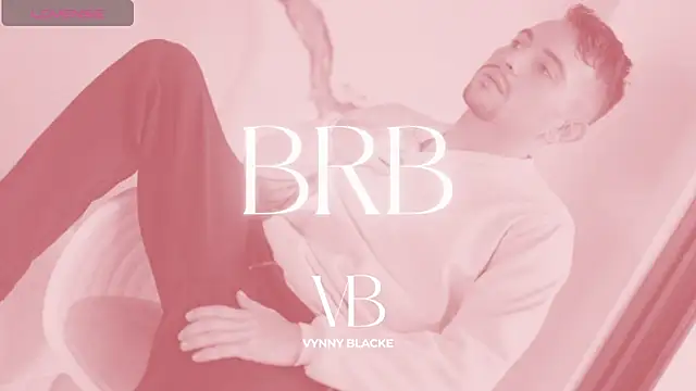 VynnyBlacke  online show from October 7, 2025, 8:06 pm