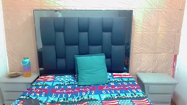 thaigo twink38 online show from November 4, 2025, 3:49 am