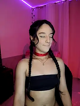 Snapshot of tamara_vald chatting on October 19, 2025, 4:57 am tamara vald online show from October 19, 2025, 4:57 am