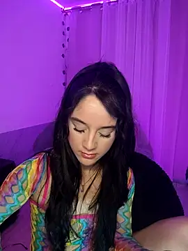 Snapshot of tamara_vald chatting on October 24, 2025, 4:31 am tamara vald online show from October 24, 2025, 4:31 am