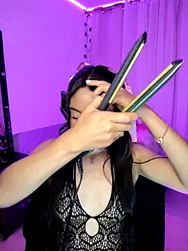 Snapshot of tamara_vald chatting on October 26, 2025, 4:07 am tamara vald online show from October 26, 2025, 4:07 am