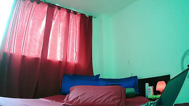 MissAsly online show from November 30, 2025, 3:16 pm