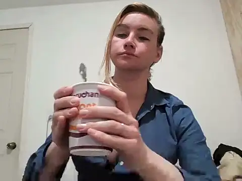 vagimosa online show from October 13, 2025, 7:41 am