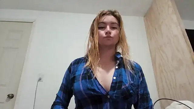 vagimosa online show from October 24, 2025, 7:27 am