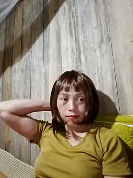 Snapshot of Tuyet_xx chatting on October 31, 2025, 2:18 pm Tuyet xx online show from October 31, 2025, 2:18 pm