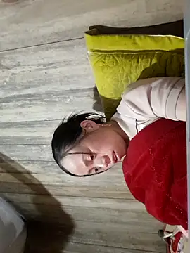 Snapshot of Tuyet_xx chatting on December 1, 2025, 1:38 pm Tuyet xx online show from December 1, 2025, 1:38 pm