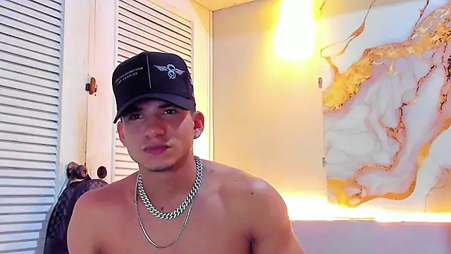 Snapshot of daniscot chatting on October 28, 2025, 8:07 am daniscot online show from October 28, 2025, 8:07 am