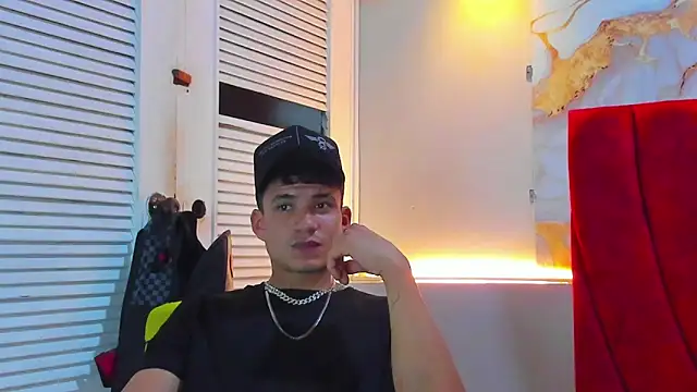 Snapshot of daniscot chatting on October 29, 2025, 3:53 am daniscot online show from October 29, 2025, 3:53 am