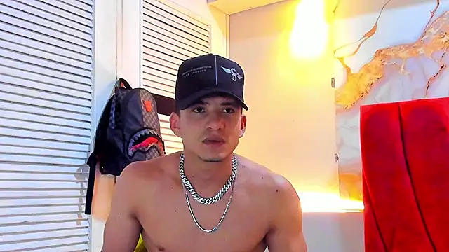 Snapshot of daniscot chatting on November 5, 2025, 3:39 am daniscot online show from November 5, 2025, 3:39 am