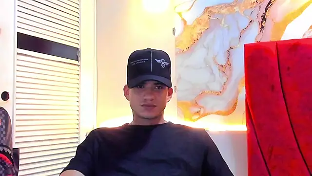 Snapshot of daniscot chatting on November 12, 2025, 4:13 am daniscot online show from November 12, 2025, 4:13 am