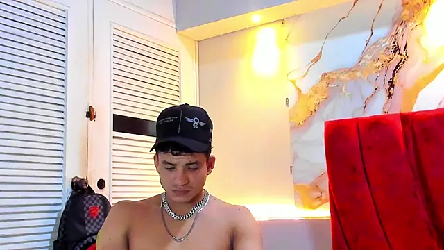 Snapshot of daniscot chatting on November 17, 2025, 3:45 am daniscot online show from November 17, 2025, 3:45 am