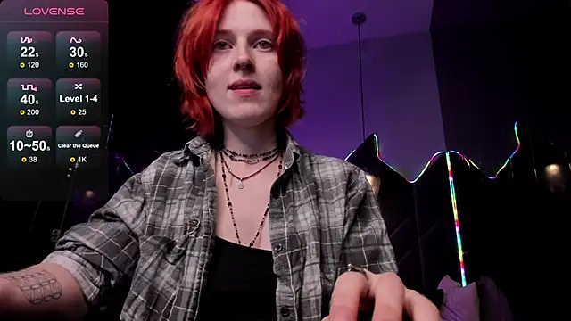Snapshot of Freirenee chatting on October 19, 2025, 2:40 pm Freirenee online show from October 19, 2025, 2:40 pm