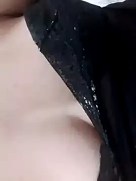 misteriosabb000 online show from October 27, 2025, 10:25 pm