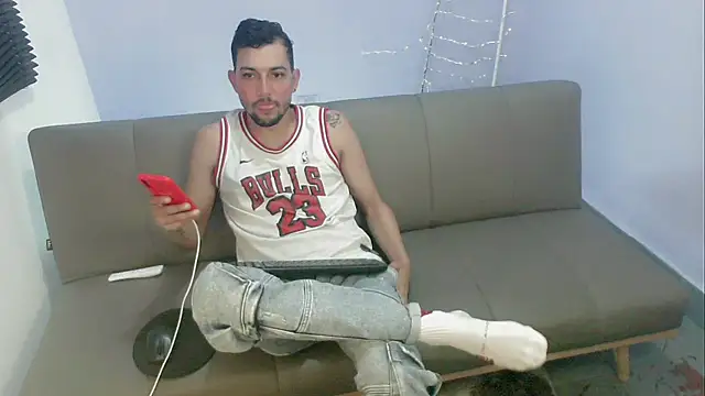 Bulls 23  online show from October 16, 2025, 12:06 pm