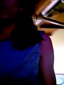 monroedelrey online show from December 13, 2025, 10:04 pm