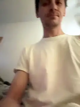 Snapshot of UnitedMap1 chatting on November 30, 2025, 8:02 pm UnitedMap1 online show from November 30, 2025, 8:02 pm