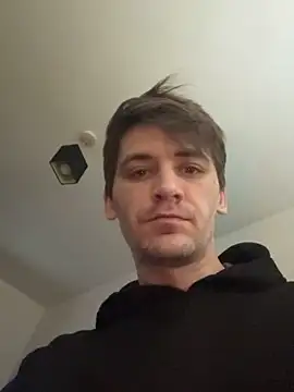 Snapshot of UnitedMap1 chatting on December 13, 2025, 7:53 pm UnitedMap1 online show from December 13, 2025, 7:53 pm