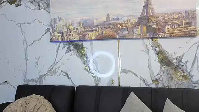 Nahomy Smiths aws online show from November 23, 2025, 9:36 pm