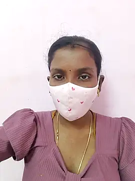 Tamil Monika online show from December 18, 2025, 8:42 am