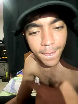 Snapshot of candyhunter chatting on September 29, 2025, 1:33 am candyhunter online show from September 29, 2025, 1:33 am