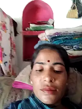 Snapshot of Maya_Rajput5 chatting on October 9, 2025, 10:02 am Maya Rajput5 online show from October 9, 2025, 10:02 am