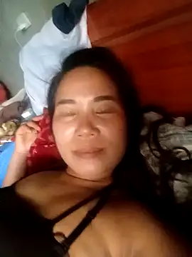 Snapshot of meomeo-baby chatting on September 30, 2025, 9:36 am meomeo-baby online show from September 30, 2025, 9:36 am