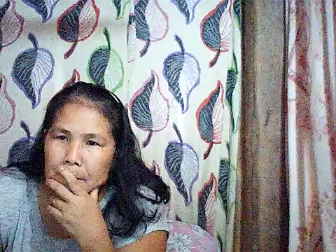 Snapshot of milagrose_rose chatting on October 4, 2025, 8:34 am milagrose rose online show from October 4, 2025, 8:34 am