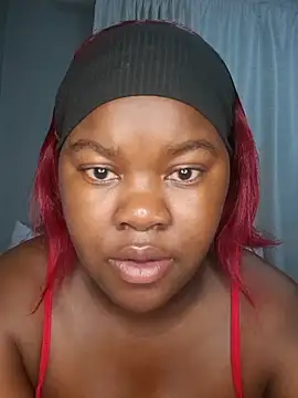 Snapshot of Floree chatting on December 2, 2025, 11:34 pm Floree online show from December 2, 2025, 11:34 pm