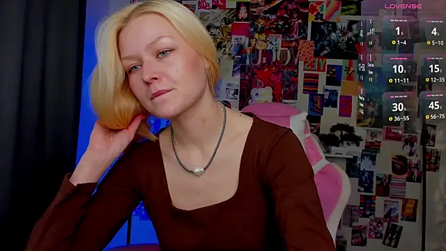 Snapshot of Callista_a chatting on November 11, 2025, 11:32 am Callista a online show from November 11, 2025, 11:32 am