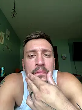 Amatueranon online show from October 20, 2025, 1:11 pm