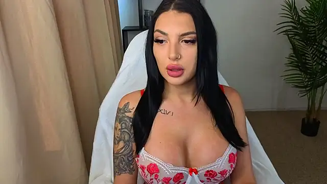 Raven Ink online show from November 18, 2025, 11:03 am