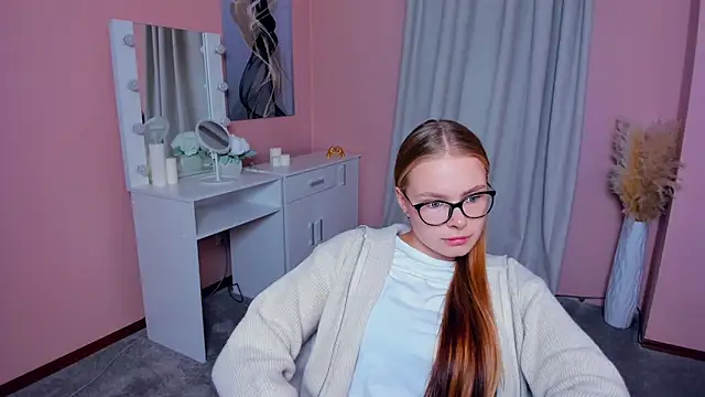 Snapshot of LibbyVenzeio chatting on September 30, 2025, 11:48 am LibbyVenzeio online show from September 30, 2025, 11:48 am