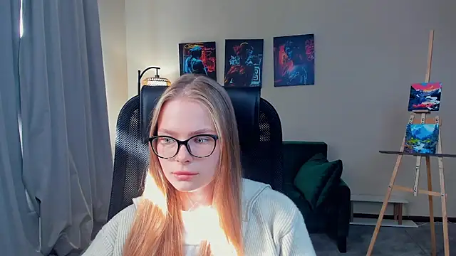 Snapshot of LibbyVenzeio chatting on October 1, 2025, 7:36 am LibbyVenzeio online show from October 1, 2025, 7:36 am