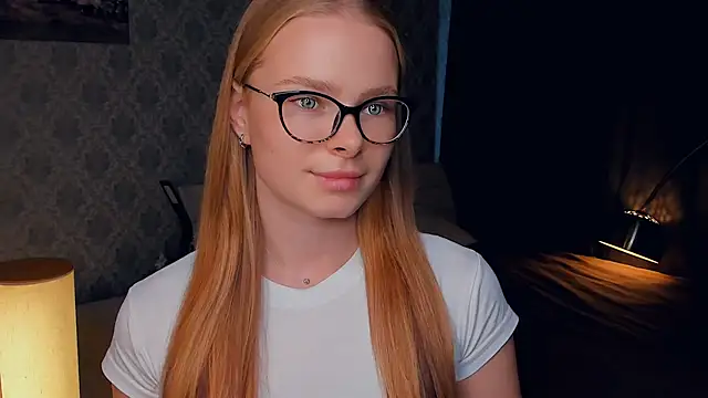 Snapshot of LibbyVenzeio chatting on October 8, 2025, 7:06 am LibbyVenzeio online show from October 8, 2025, 7:06 am