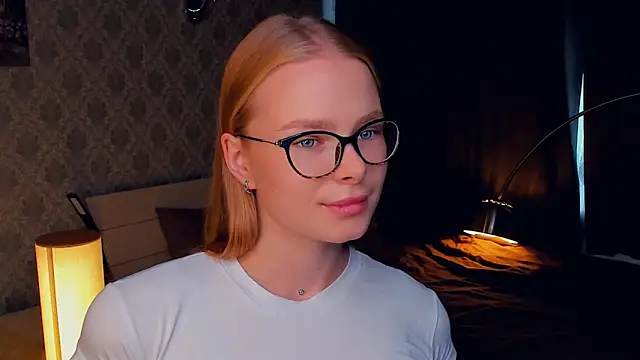 Snapshot of LibbyVenzeio chatting on October 10, 2025, 7:07 am LibbyVenzeio online show from October 10, 2025, 7:07 am