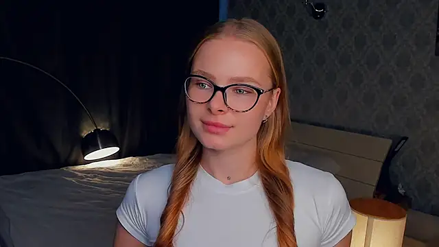 Snapshot of LibbyVenzeio chatting on October 18, 2025, 7:20 am LibbyVenzeio online show from October 18, 2025, 7:20 am