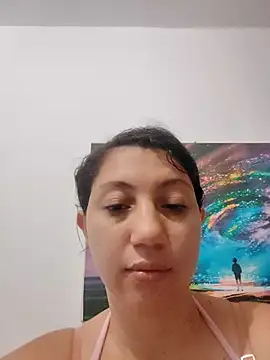 Snapshot of julietta_maxi chatting on October 11, 2025, 3:54 pm julietta maxi online show from October 11, 2025, 3:54 pm
