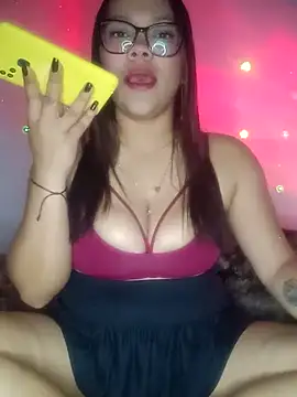 loren g08 online show from December 5, 2025, 4:21 am