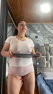 Marianasmitt online show from October 18, 2025, 11:44 am