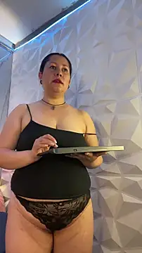 Marianasmitt online show from October 27, 2025, 11:47 am