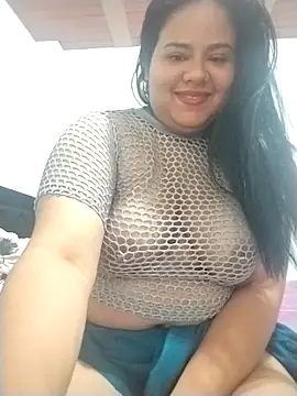 Snapshot of Tania_cruz_ chatting on November 14, 2025, 4:22 am Tania cruz online show from November 14, 2025, 4:22 am